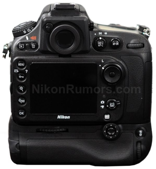 Nikon D800 back