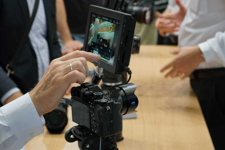 Blackmagic Design - Video Assist monitor / recorders