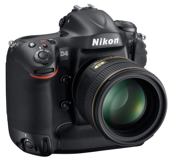Nikon D4 schuin