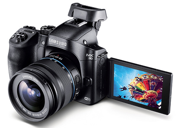 Samsung NX30 kantelscherm en evf