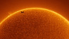 NASA toont prachtig beeld van ISS voor de zon